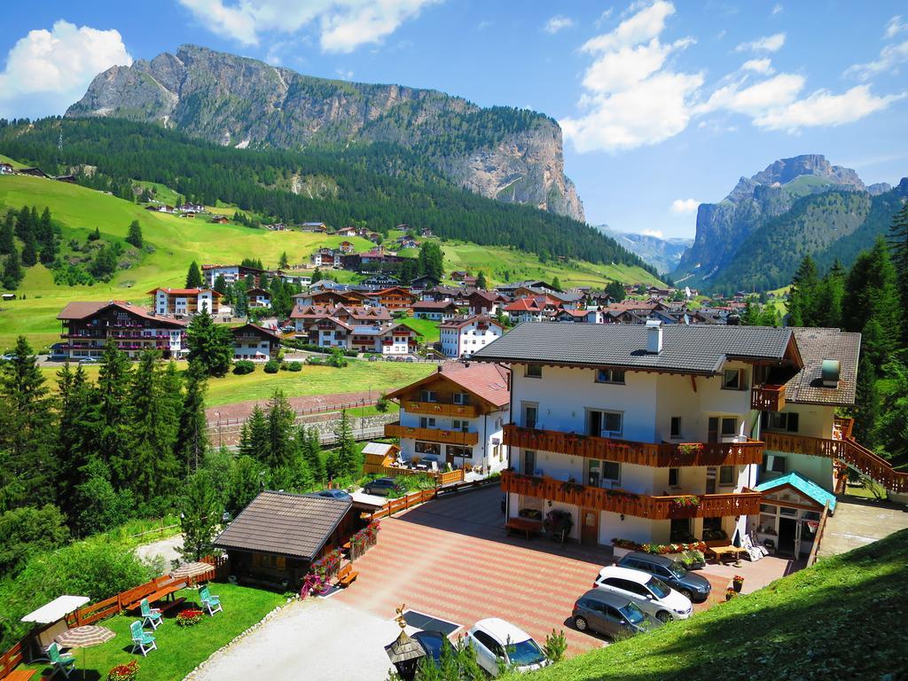 Hotel La Pineta Selva di Val Gardena Exterior foto
