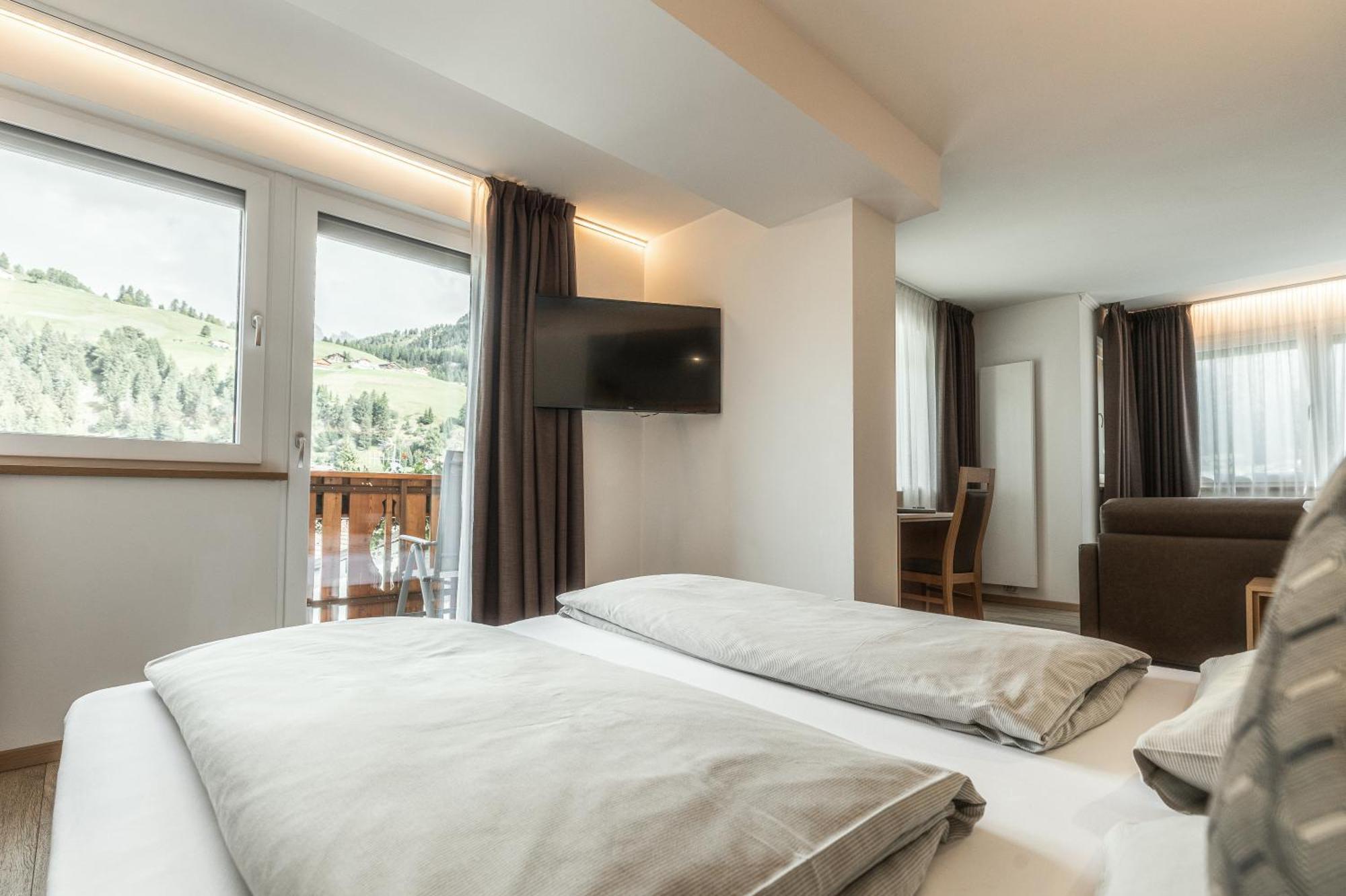 Hotel La Pineta Selva di Val Gardena Quarto foto