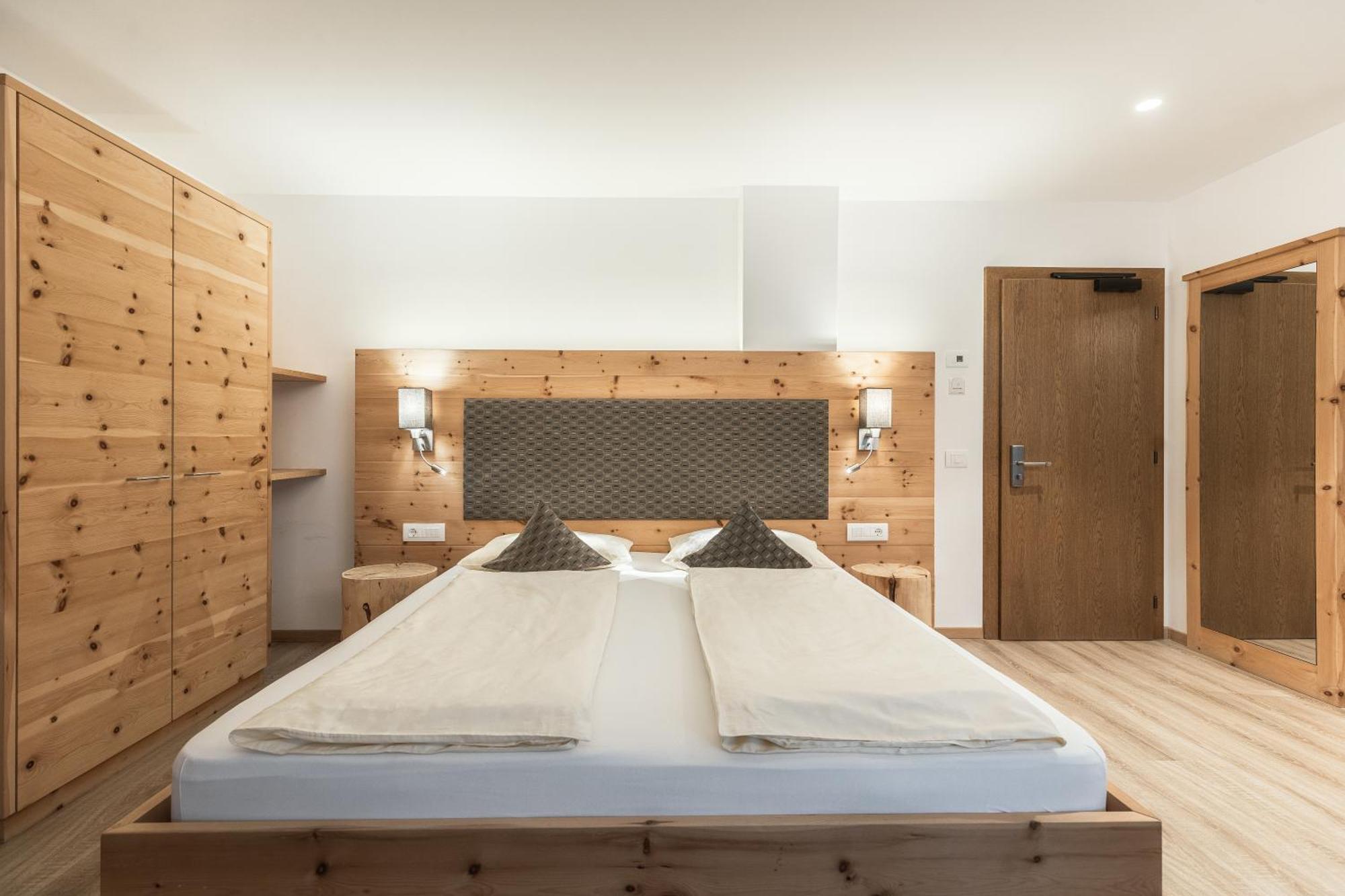 Hotel La Pineta Selva di Val Gardena Quarto foto